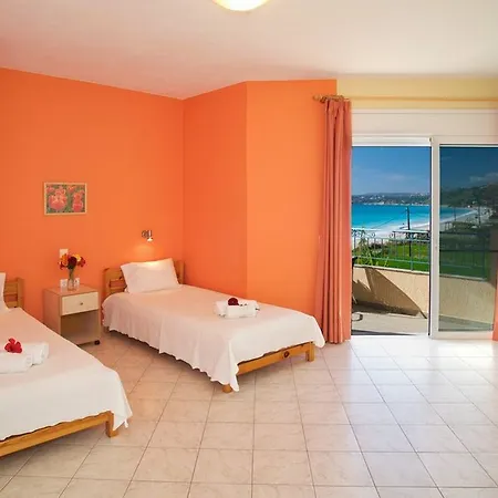 Christina 2* Lourdata (Kefalonia)